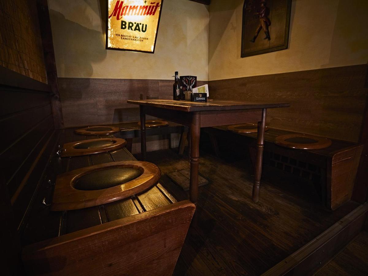 Pension Ruessel-Pub Sangerhausen Esterno foto